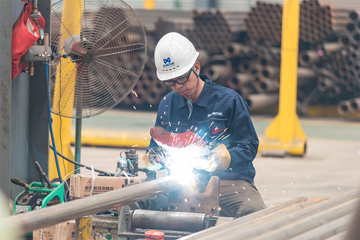 阿克苏网架焊接车间